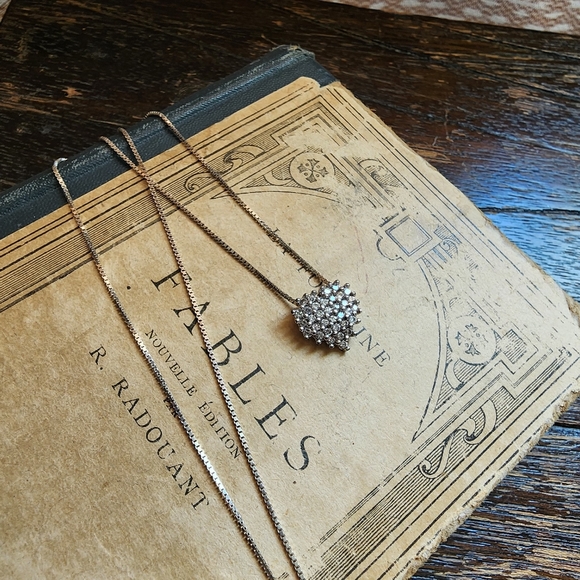 Sterling silver heart necklace - Picture 4 of 8